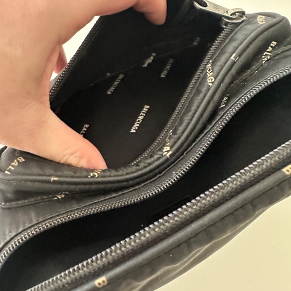 Balenciaga MEN'S EXPLORER BELTPACK IN BLACK with White Logo Nylon - Picture 7 of 9